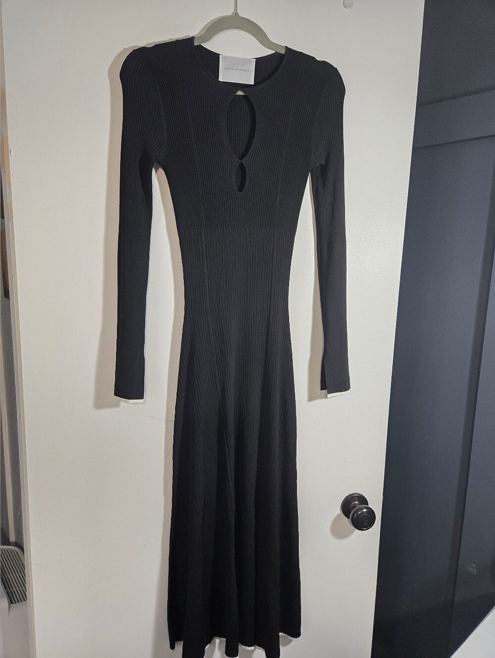 Long-Sleeve Black Ribbed Maxi Dress with Keyhole Neck